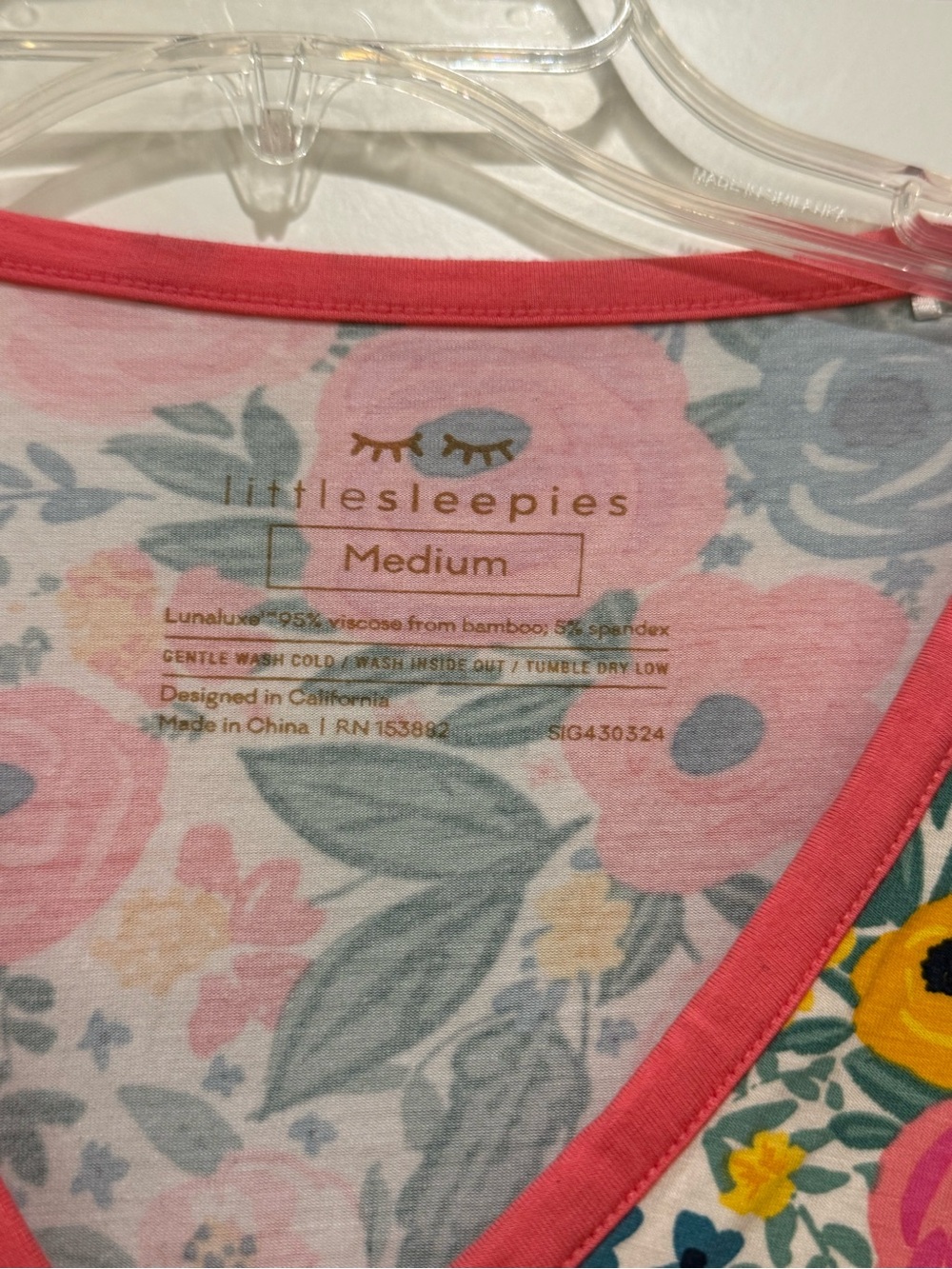 Ladies Little Sleepies Floral Pajama Set Long Sleeve/Pants Medium - Picture 3 of 4